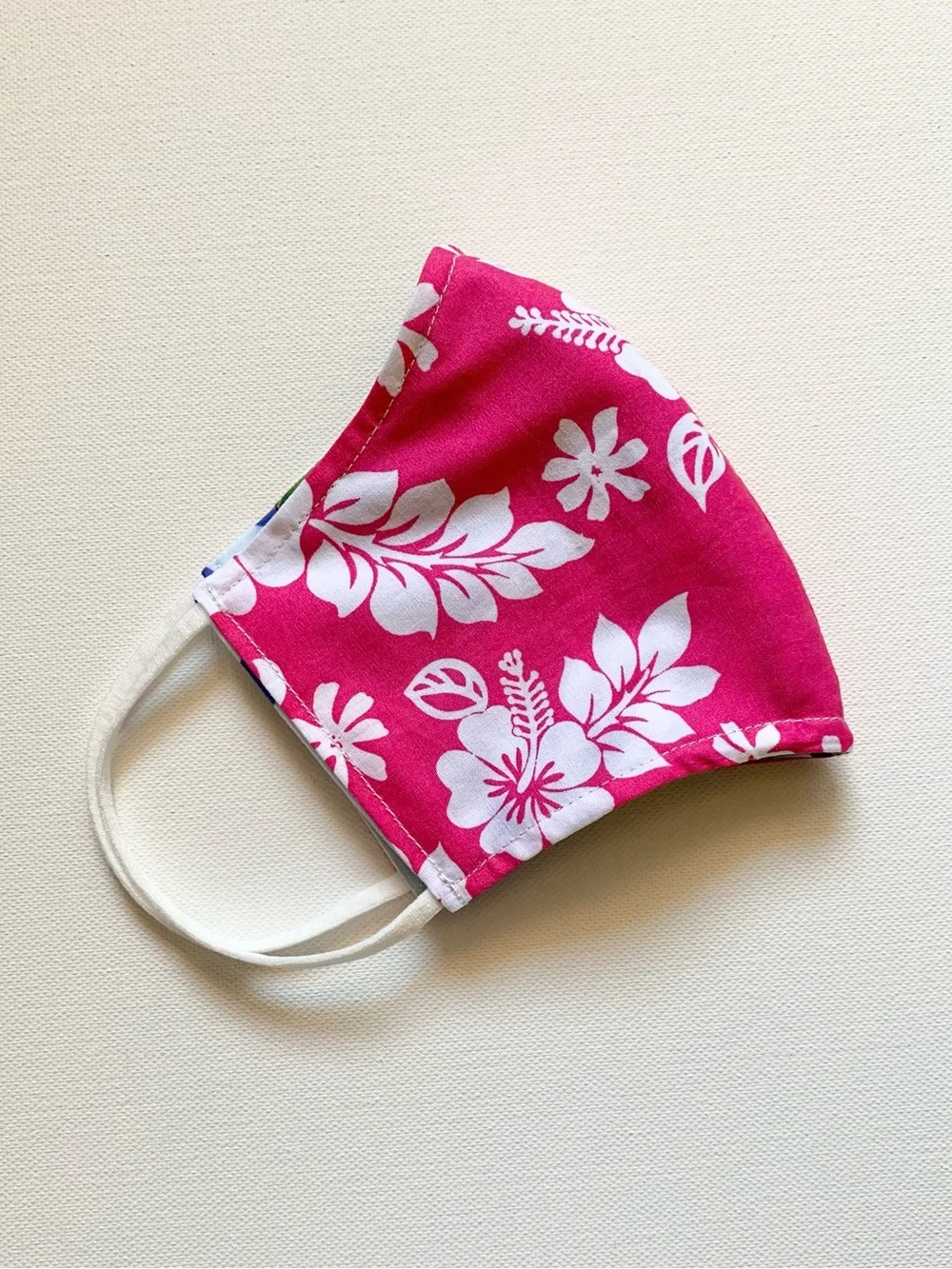 NEW Handmade Hawaiian Hibiscus Print Kids Cotton Face Mask in Magenta